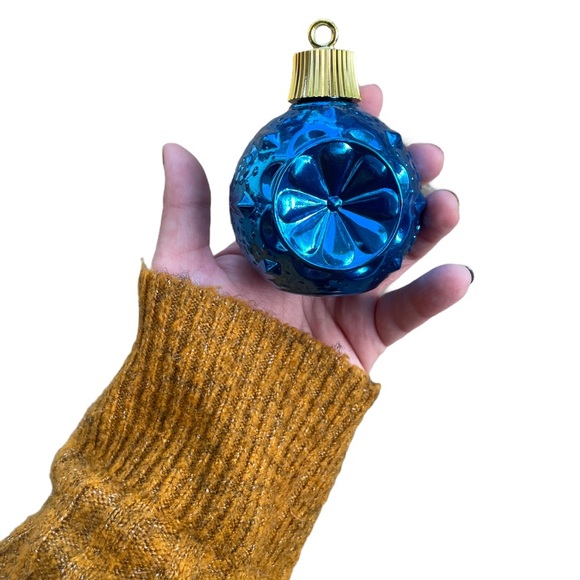 Vintage Avon Christmas Sparkler Ornament Bottle - Picture 2 of 7